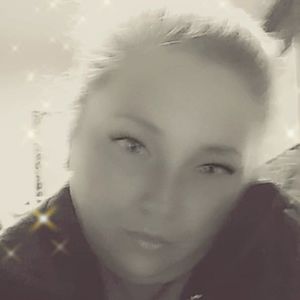 Meet your Posher, Karmedia